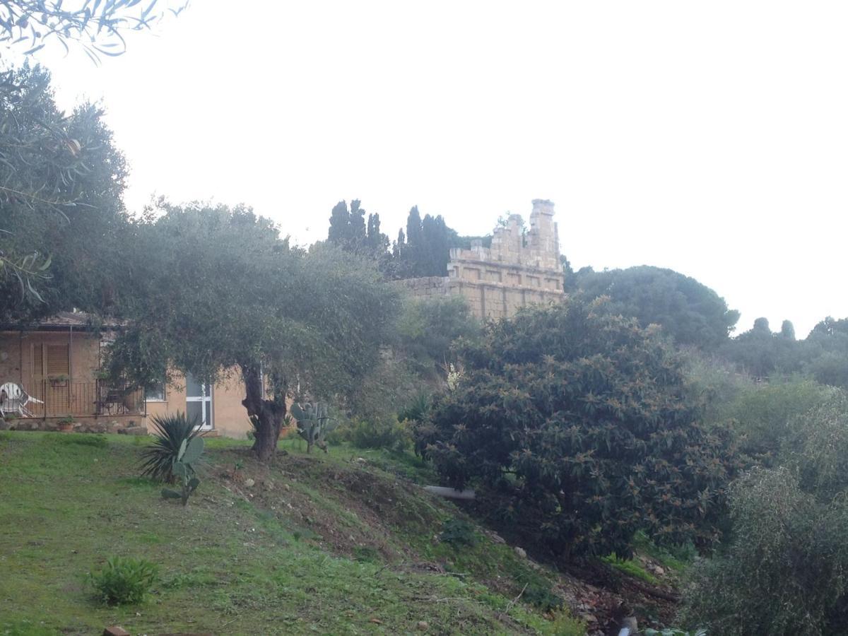 A Casa Di Peppino Villa Greco Tindari Exterior foto