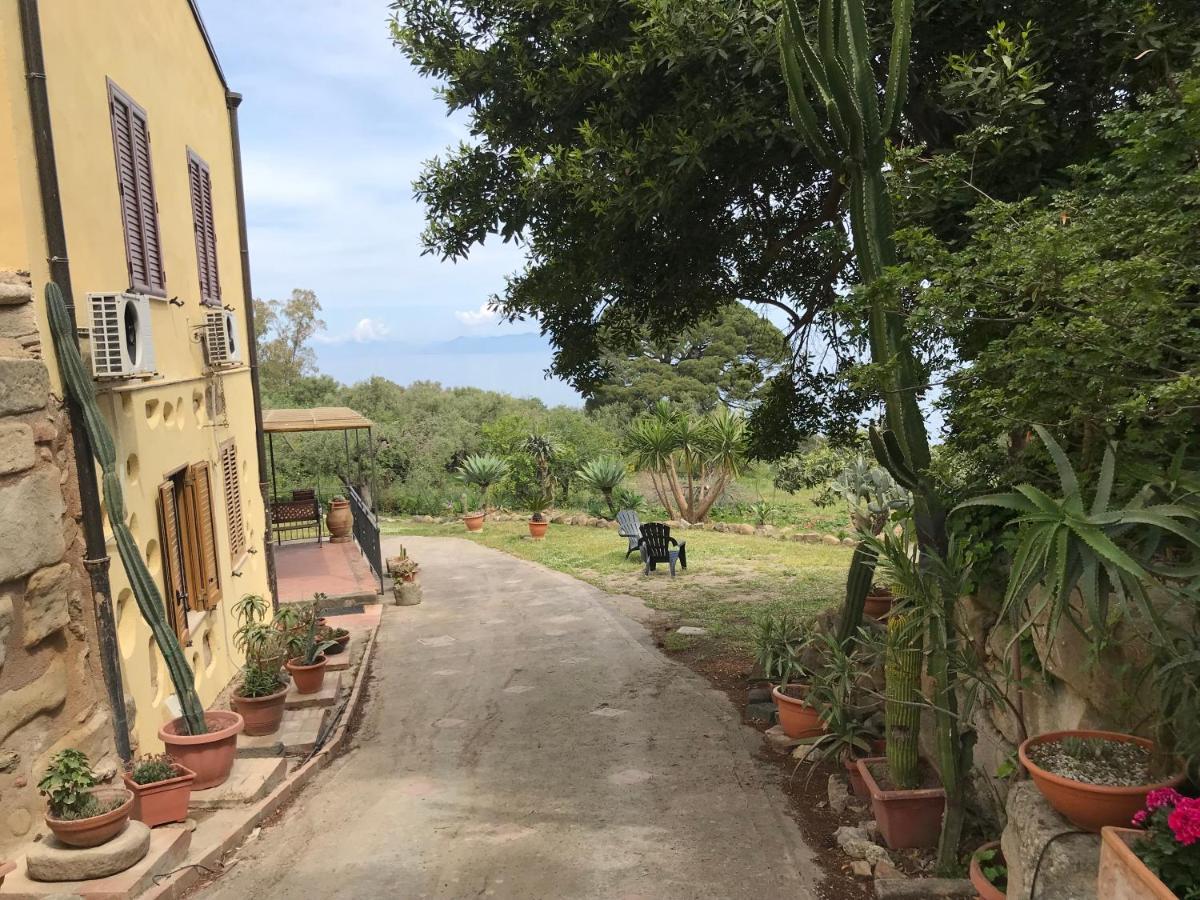 A Casa Di Peppino Villa Greco Tindari Exterior foto