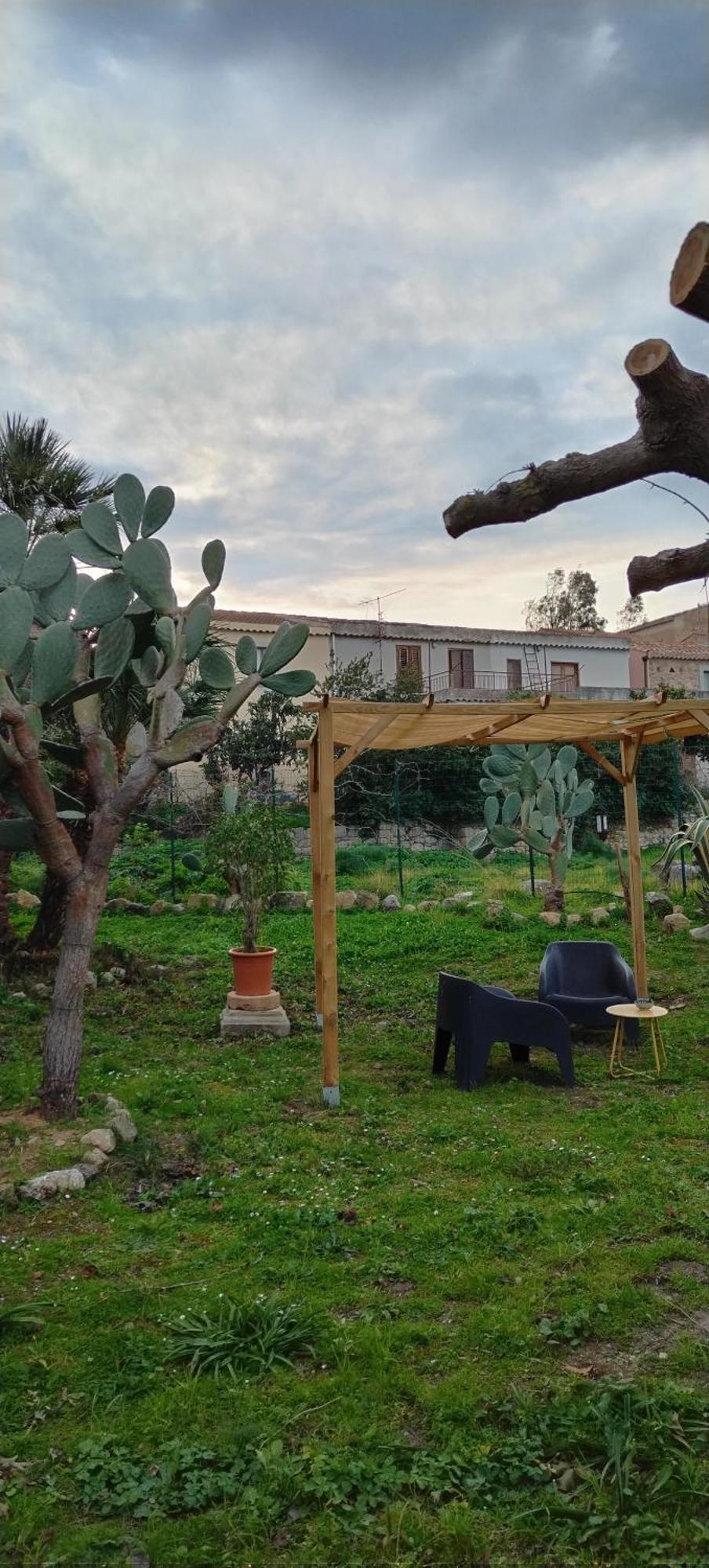 A Casa Di Peppino Villa Greco Tindari Exterior foto